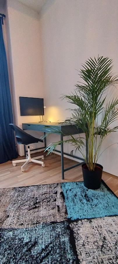 Loft46 - Self Checkin - Long And Shortstay Берлин Екстериор снимка